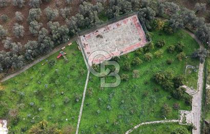 HAVACILAR MEVKİİNDE HAVUZLU SİTEDE 5+1 TRİPLEX VİLLA 