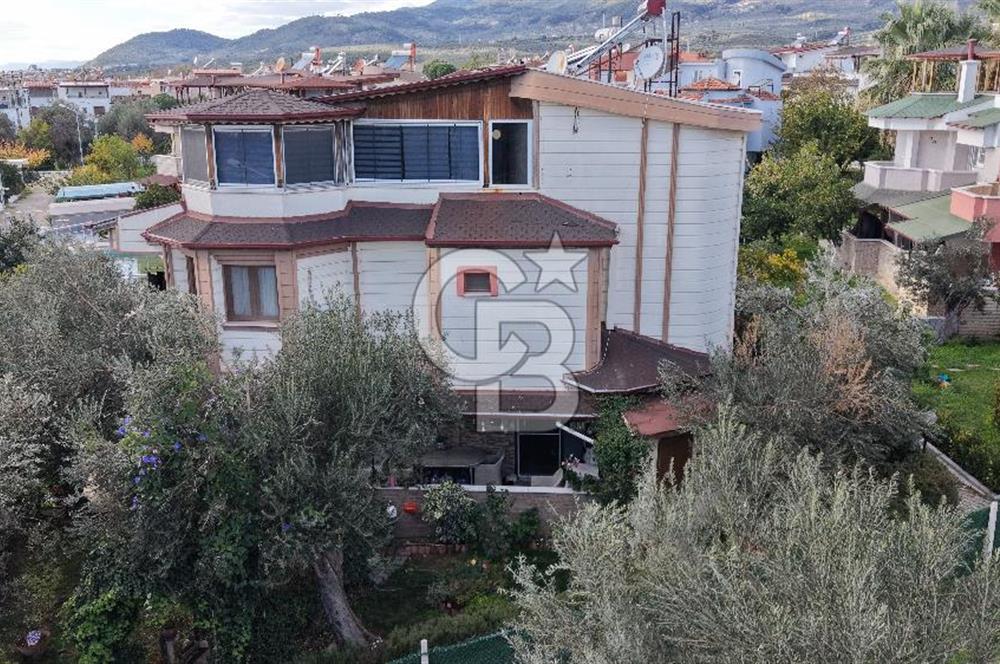 HAVACILAR MEVKİİNDE HAVUZLU SİTEDE 5+1 TRİPLEX VİLLA 