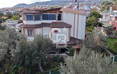 HAVACILAR MEVKİİNDE HAVUZLU SİTEDE 5+1 TRİPLEX VİLLA 