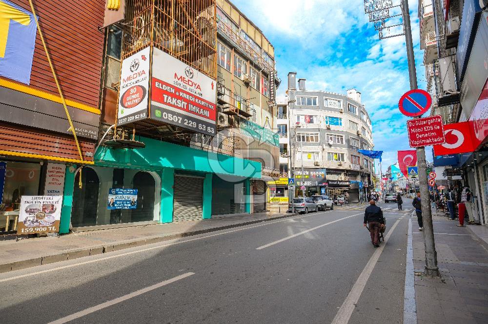 Sefaköy Satılık 500m2 Dükkan Tabela Reklam Değeri Yüksek Konumda
