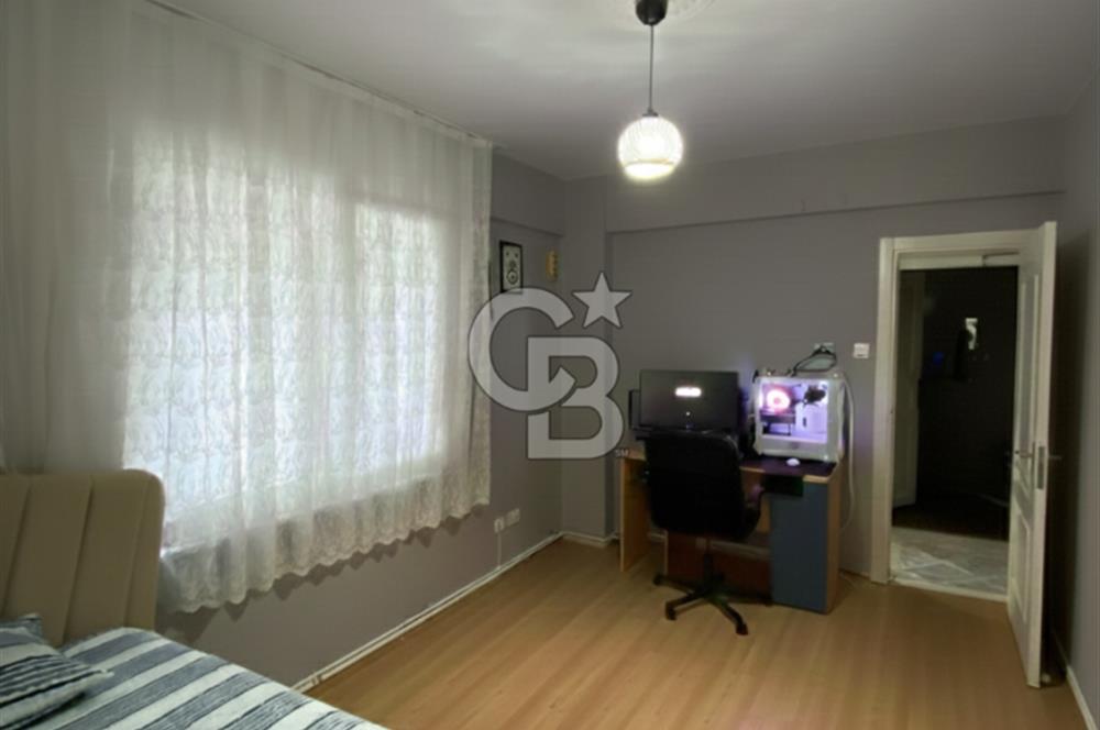 4 Temmuz Mahallesinde Denize Sıfır, Ferah 3+1 Satılık Daire!