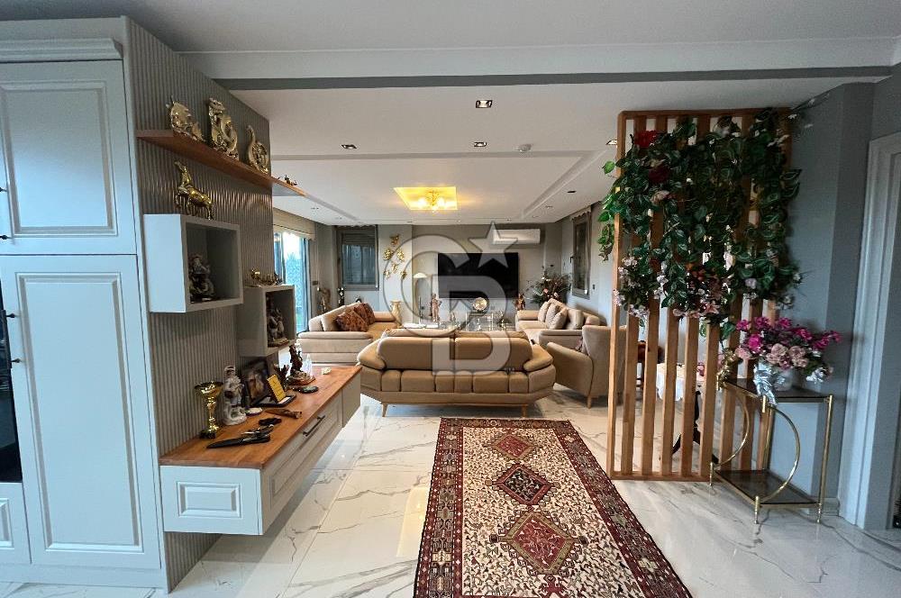 GÜRE'DE TAM MÜSTAKİL, FULL EŞYALI TRİPLEX VİLLA