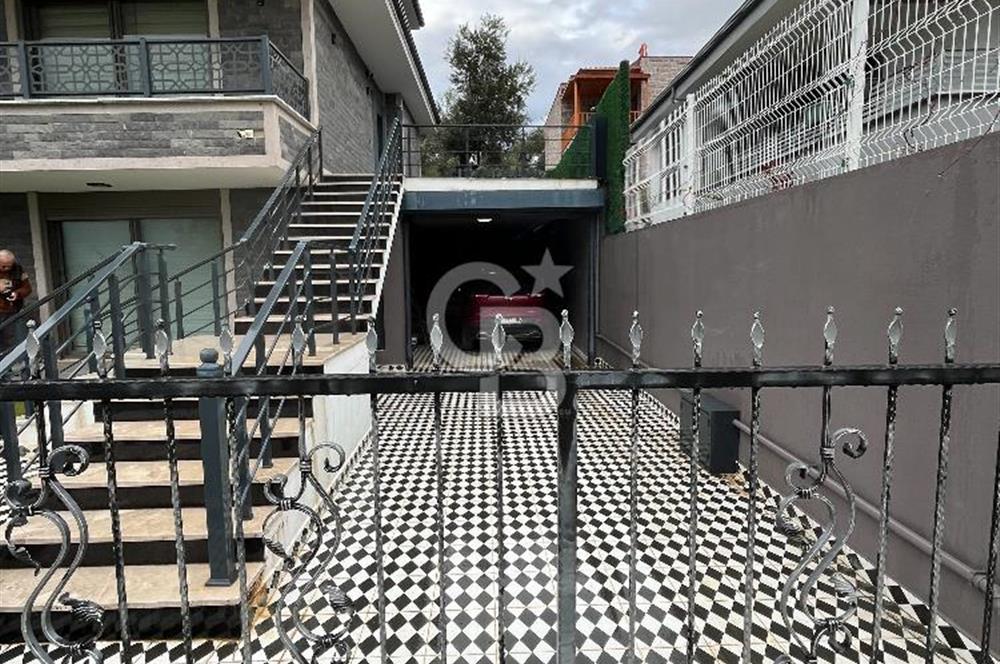 GÜRE'DE TAM MÜSTAKİL, FULL EŞYALI TRİPLEX VİLLA