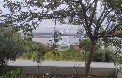 AVCILAR FİRUZKÖY'DE GÖL MANZARALI VİLLA İMARLI SATILIK ARSA