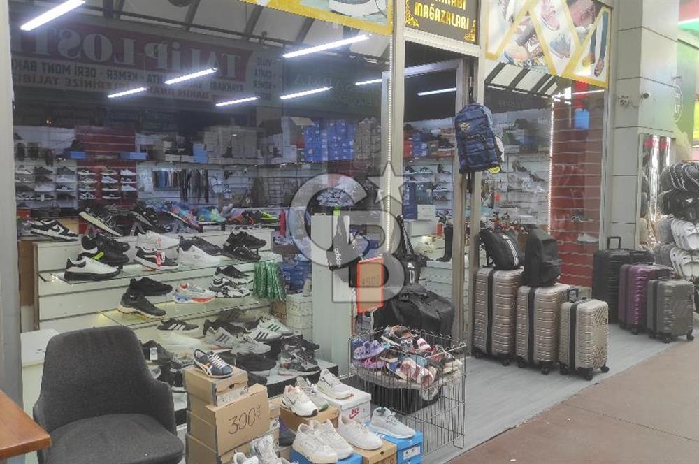 BEYLİKDÜZÜ OSB AYNALI ÇARŞI DEVREN AYAKKABI MAĞAZASI