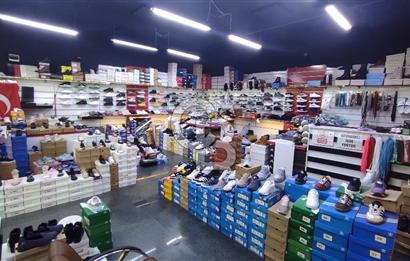 BEYLİKDÜZÜ OSB AYNALI ÇARŞI DEVREN AYAKKABI MAĞAZASI