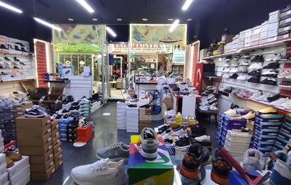 BEYLİKDÜZÜ OSB AYNALI ÇARŞI DEVREN AYAKKABI MAĞAZASI