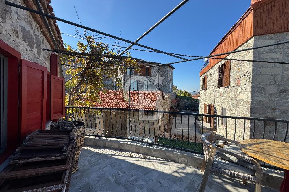 ÇANAKKALE AYVACIK SÖĞÜTLÜ KÖYÜ SATILIK TAŞ EV BUTİK OTEL