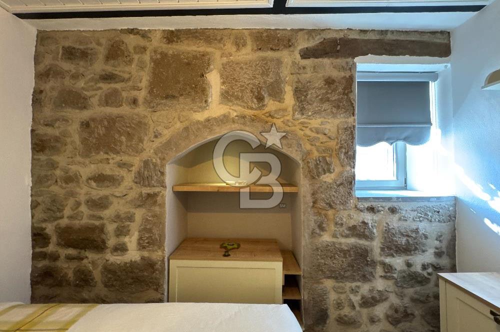 ÇANAKKALE AYVACIK SÖĞÜTLÜ KÖYÜ SATILIK TAŞ EV BUTİK OTEL