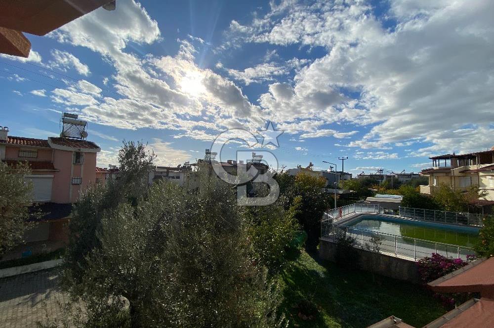 HAVACILAR MEVKİİNDE HAVUZLU SİTEDE 5+1 TRİPLEX VİLLA 