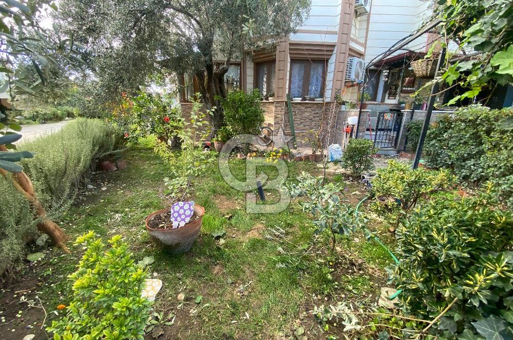 HAVACILAR MEVKİİNDE HAVUZLU SİTEDE 5+1 TRİPLEX VİLLA 