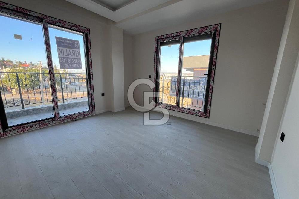 HAVUZLU SİTEDE ÇİFT CEPHE KAPALI MUTFAKLI 2+1