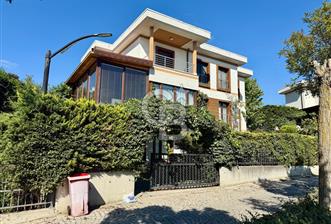 BAHÇEŞEHİR KELEBEKLER VADİSİ SATILIK 6+2 VİLLA HAVUZ MANZARALI - 1 - 317075