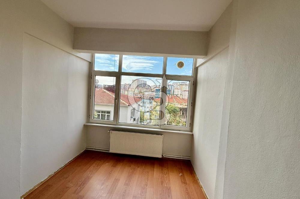 GAYRETTEPE'DE KİRALIK 2+1 DAİRE