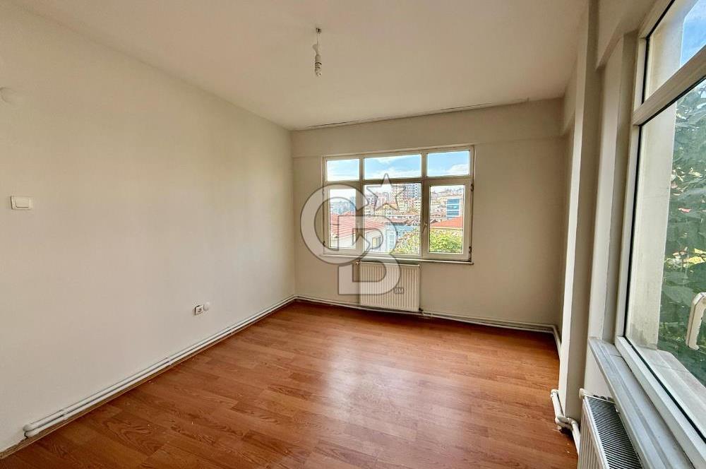 GAYRETTEPE'DE KİRALIK 2+1 DAİRE