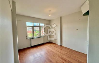 GAYRETTEPE'DE KİRALIK 2+1 DAİRE