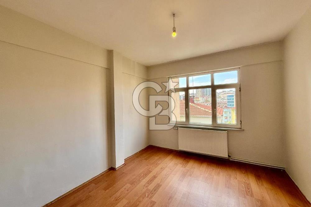 GAYRETTEPE'DE KİRALIK 2+1 DAİRE