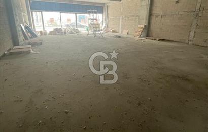 İSTANBUL'UN KALBİ İSTOÇ AUTOGROSS'DA KİRALIK 180 m² DÜKKAN   