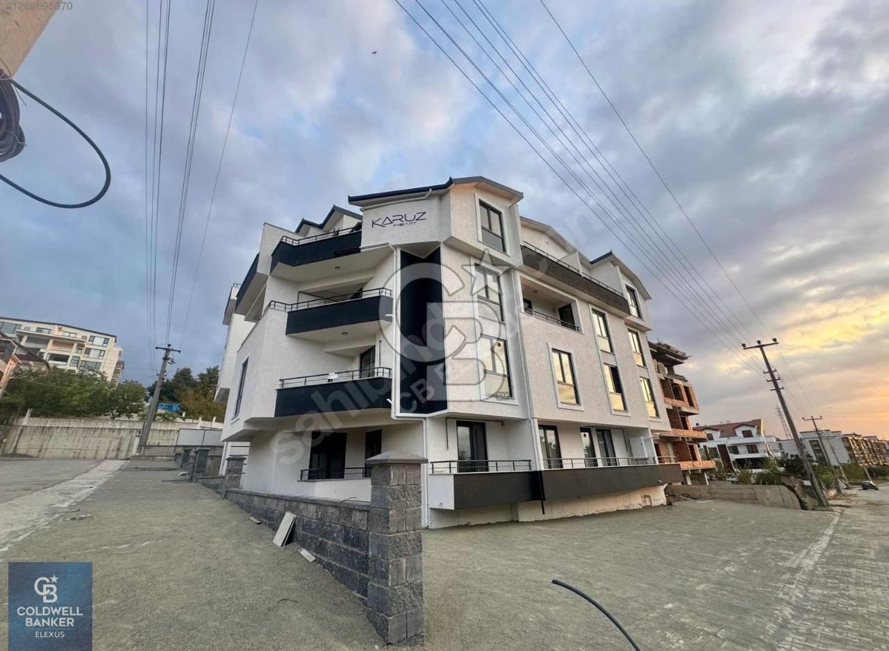    CB Elexus| Başiskele Yeşilyurt'da 2+1 Satılık Bahçe Dubleks