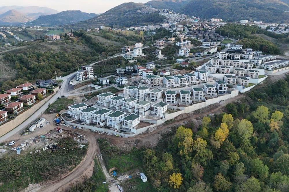CB Elexus | Bahçecikte Lüks Asansörlü, Deniz Manzaralı 5+2 Villa