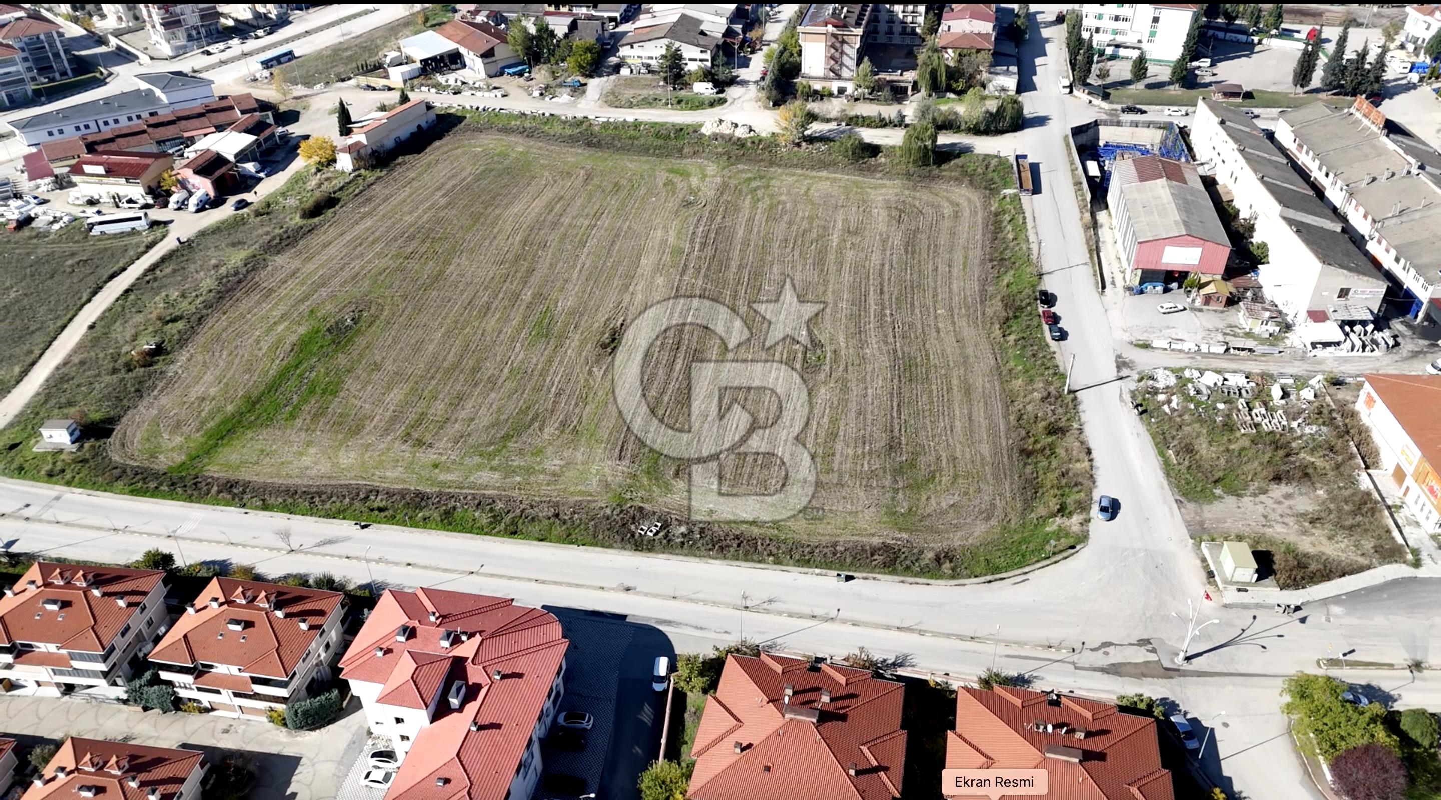 KARABÜK SAFRANBOLUDA 5121 M2 TİCARİ İMARLI ARSA