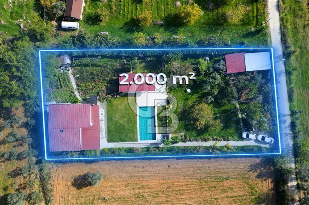 Menderes Çatalca'da 2.000 Dönüm Arazi İçinde Satılık Çiftlik Evi
