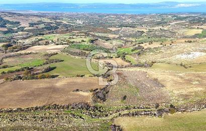 Çanakkale Merkez Kızılkeçilide Boğaz ve Deniz Manzaralı Tarla
