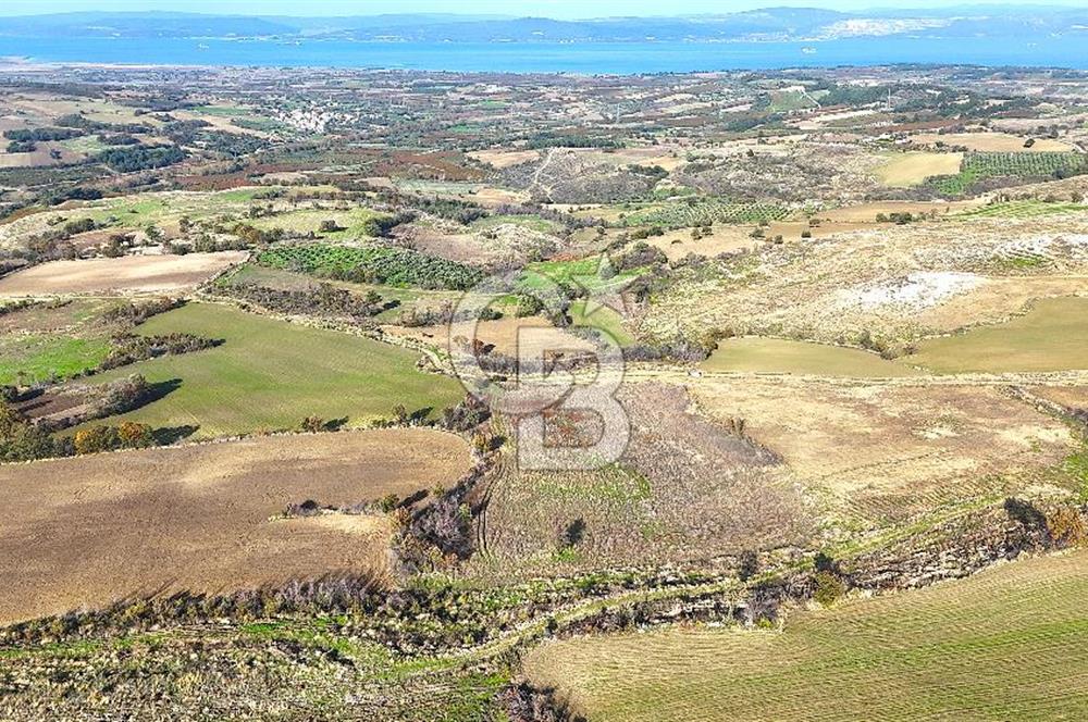 Çanakkale Merkez Kızılkeçilide Boğaz ve Deniz Manzaralı Tarla