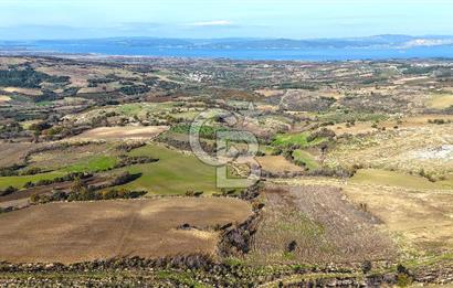 Çanakkale Merkez Kızılkeçilide Boğaz ve Deniz Manzaralı Tarla
