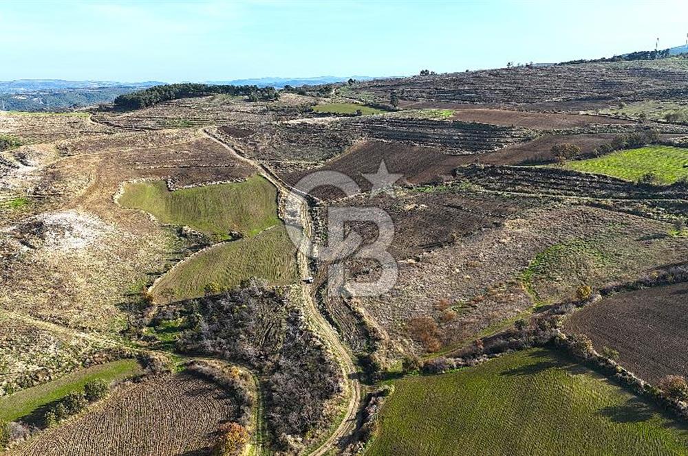 Çanakkale Merkez Kızılkeçilide Boğaz ve Deniz Manzaralı Tarla