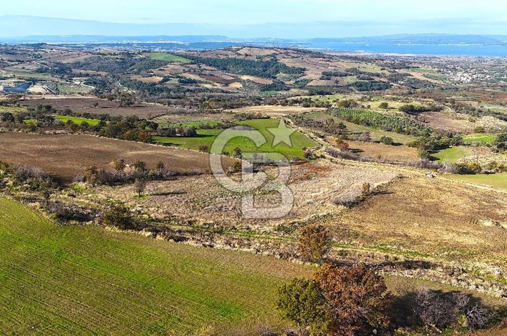 Çanakkale Merkez Kızılkeçilide Boğaz ve Deniz Manzaralı Tarla