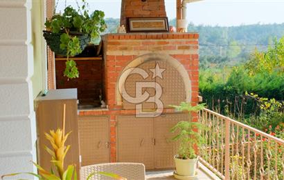 Menderes Çatalca'da 2.000 Dönüm Arazi İçinde Satılık Çiftlik Evi