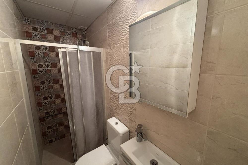 ÇANDARLI MERKEZDE DENİZE 200 METRE 1+1 SATILIK GENİŞ DAİRE