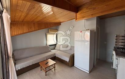 ÇANDARLI MERKEZDE DENİZE 200 METRE 1+1 SATILIK GENİŞ DAİRE