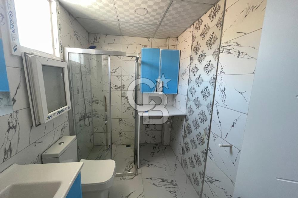 ÇANDARLI MERKEZDE DENİZE YAKIN GENİŞ BAHÇELİ SIFIR VİLLA