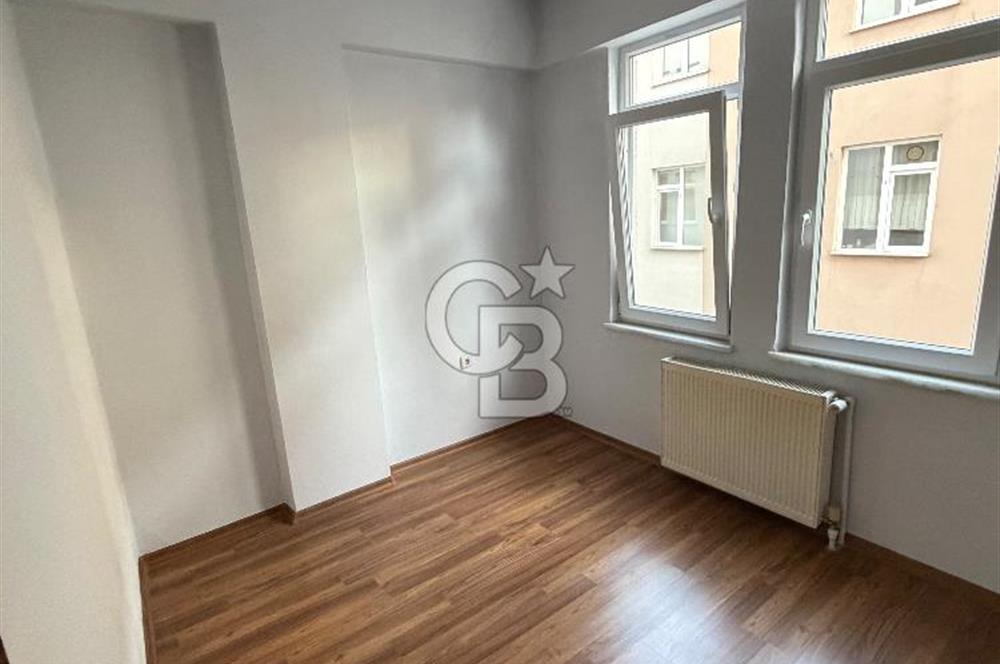 Akyazı Mahallesinde Geniş 2+1 Satılık Daire 