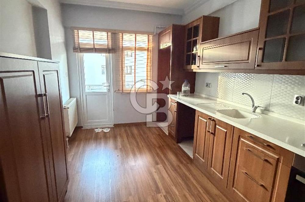 Akyazı Mahallesinde Geniş 2+1 Satılık Daire 