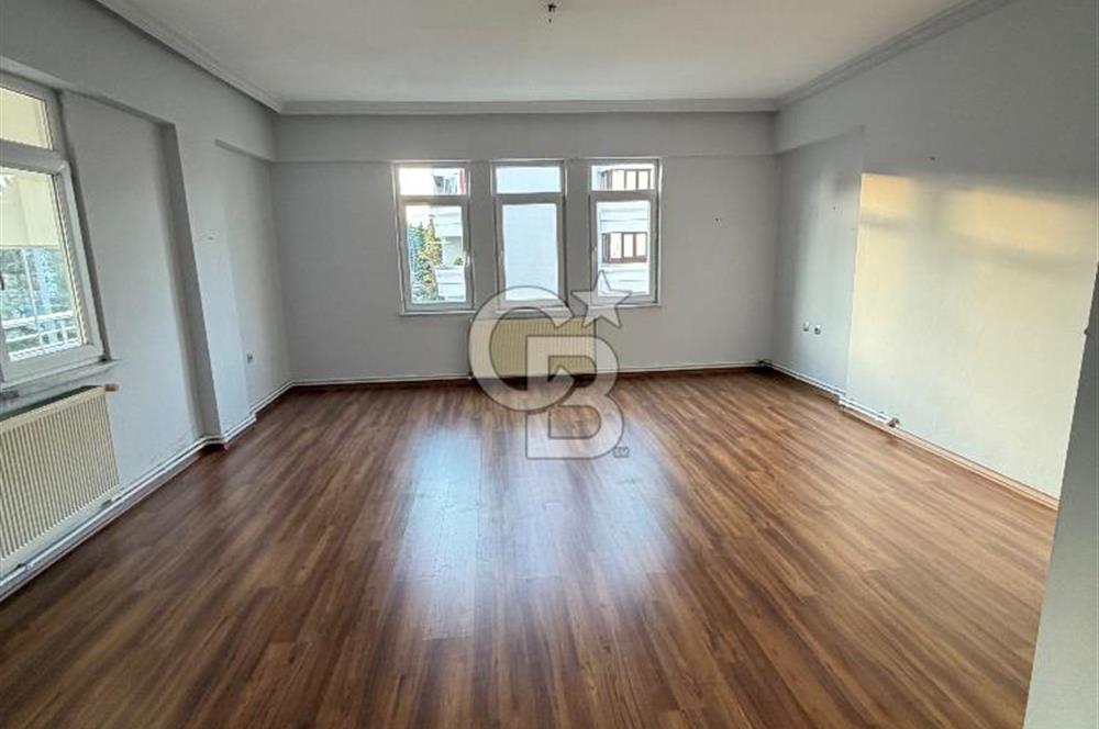 Akyazı Mahallesinde Geniş 2+1 Satılık Daire 