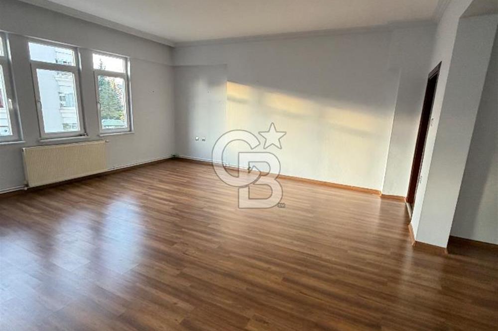 Akyazı Mahallesinde Geniş 2+1 Satılık Daire 