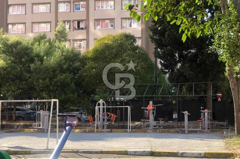 Metrobüse 450m,Otoparklı,Site İçi,Şehir Manzaralı Temiz 3+1