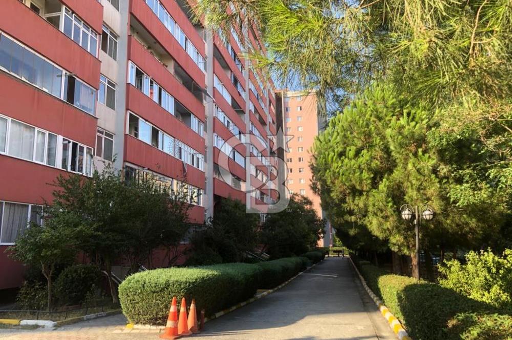 Metrobüse 450m,Otoparklı,Site İçi,Şehir Manzaralı Temiz 3+1