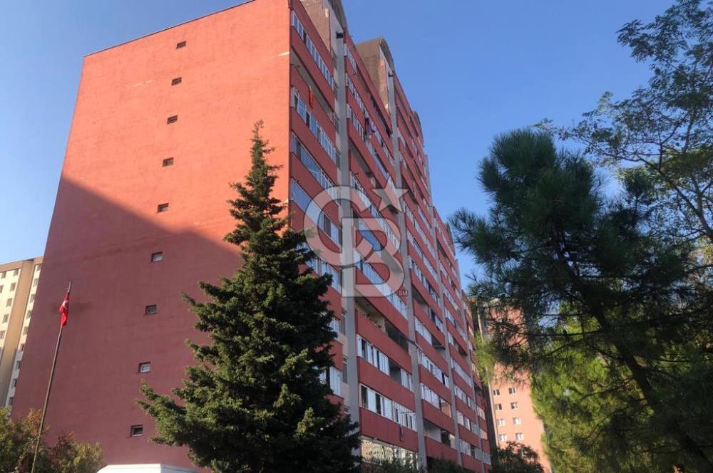 Metrobüse 450m,Otoparklı,Site İçi,Şehir Manzaralı Temiz 3+1