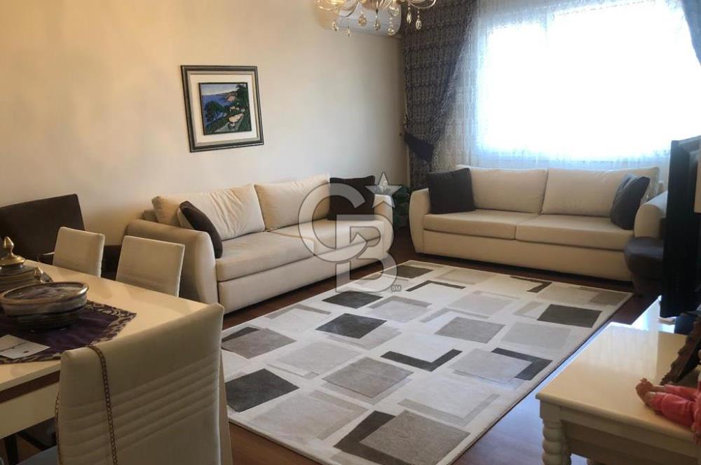 Metrobüse 450m,Otoparklı,Site İçi,Şehir Manzaralı Temiz 3+1