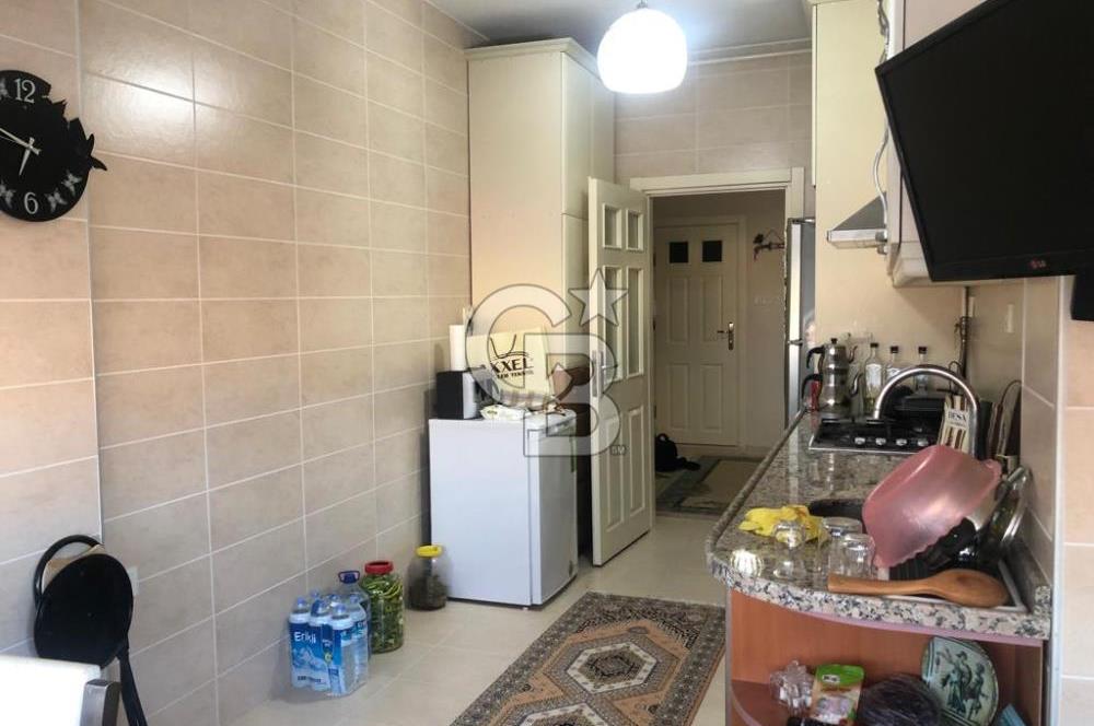 Metrobüse 450m,Otoparklı,Site İçi,Şehir Manzaralı Temiz 3+1