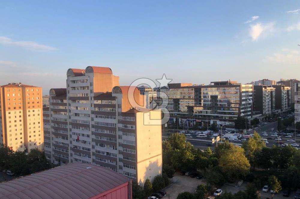 Metrobüse 450m,Otoparklı,Site İçi,Şehir Manzaralı Temiz 3+1