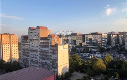 Metrobüse 450m,Otoparklı,Site İçi,Şehir Manzaralı Temiz 3+1