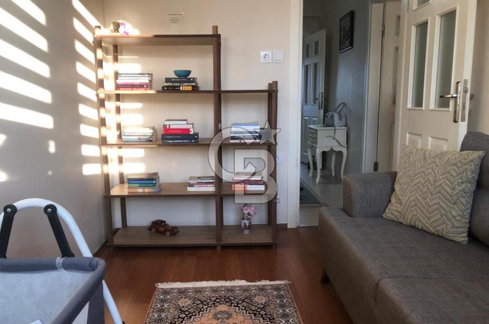 Metrobüse 450m,Otoparklı,Site İçi,Şehir Manzaralı Temiz 3+1