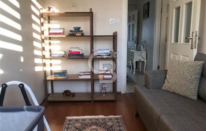 Metrobüse 450m,Otoparklı,Site İçi,Şehir Manzaralı Temiz 3+1