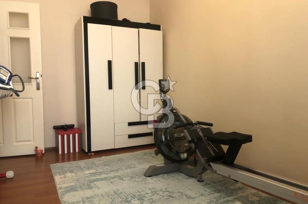 Metrobüse 450m,Otoparklı,Site İçi,Şehir Manzaralı Temiz 3+1