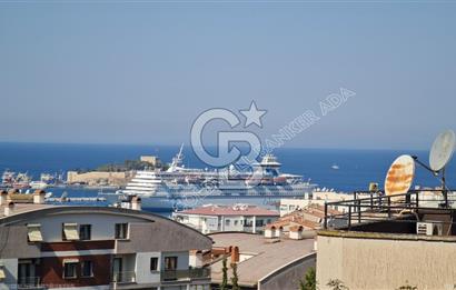 MARİNADA DENİZ MANZARALI KORDONA YÜRÜME MESAFESİNDE DAİRE